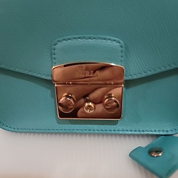 Furla Metropolis Mini Crossbody Pebbled Leather W/Chain Aqua Excellent Used Cond - Picture 3 of 16